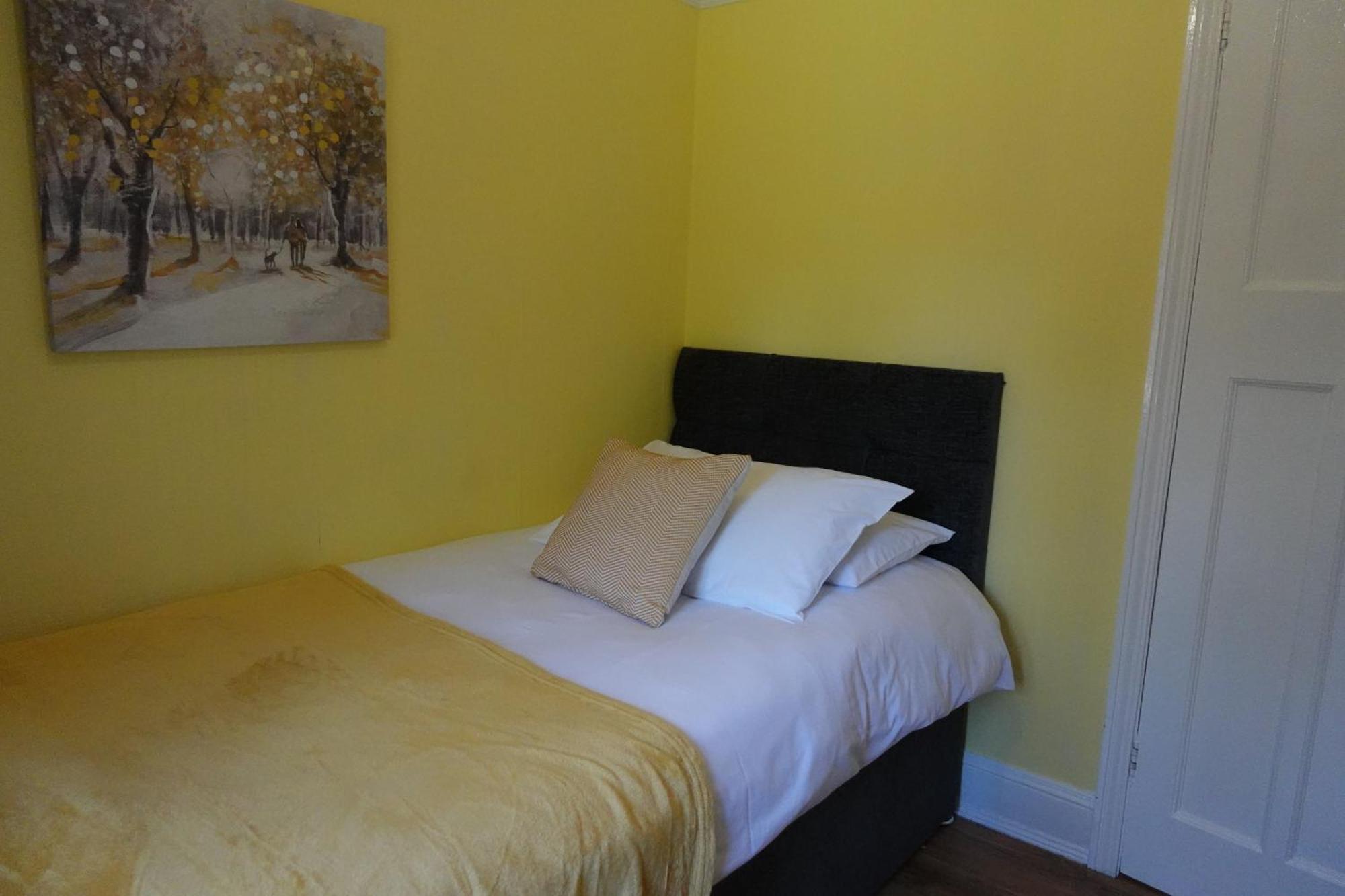 Huge 9 Bed Property Sleeps 17, Near Nec, City Centre, Hs2 Бирмингем Экстерьер фото