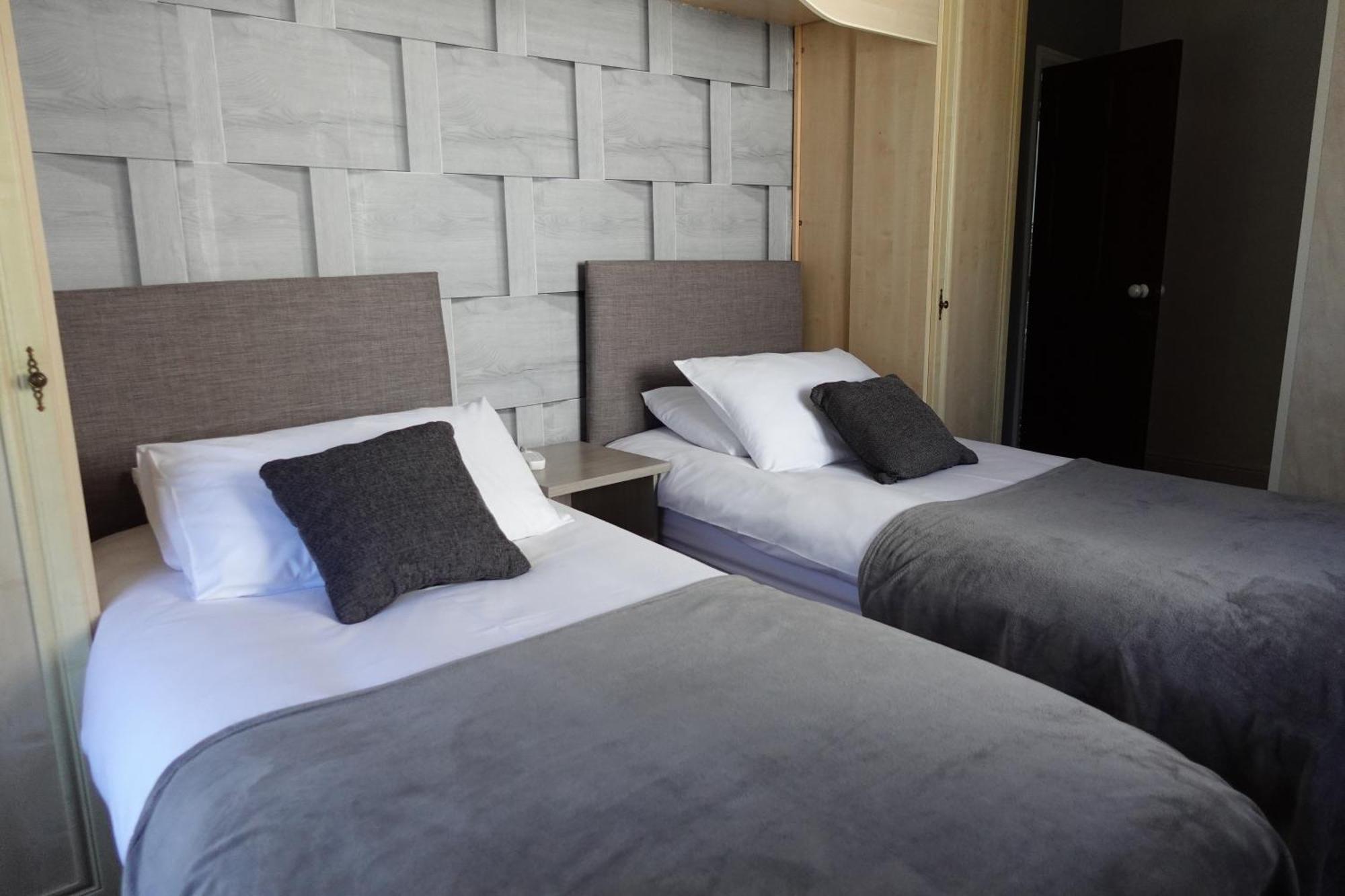 Huge 9 Bed Property Sleeps 17, Near Nec, City Centre, Hs2 Бирмингем Экстерьер фото